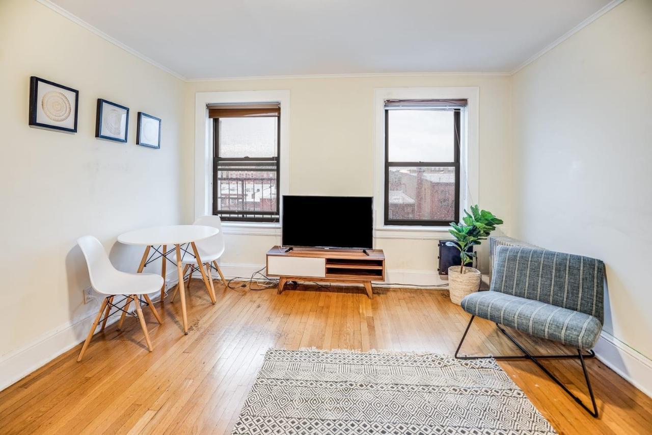 Apartmán Urban Style 2Br In Hoboken Exteriér fotografie